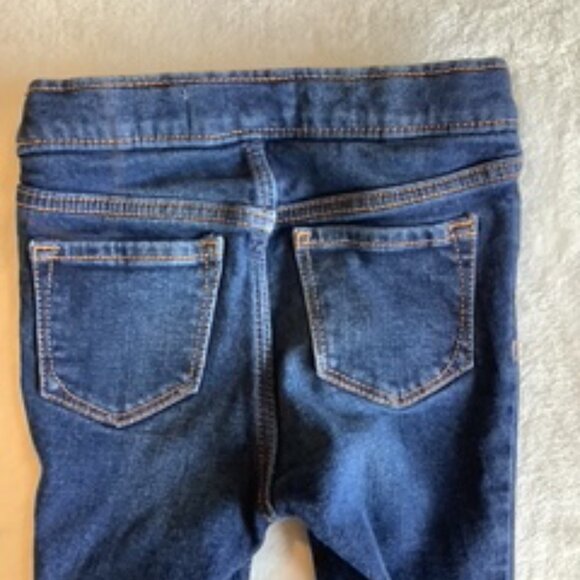 OLD Navy jeans (SKIN) - Picture 4 of 6